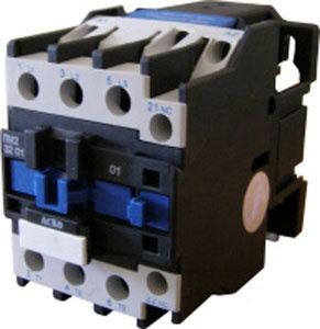 Пускатель магнитный АсКО Пм 2-32-01 In-32A 3p+дополнительный контакт норм льно открытый 05861 фото